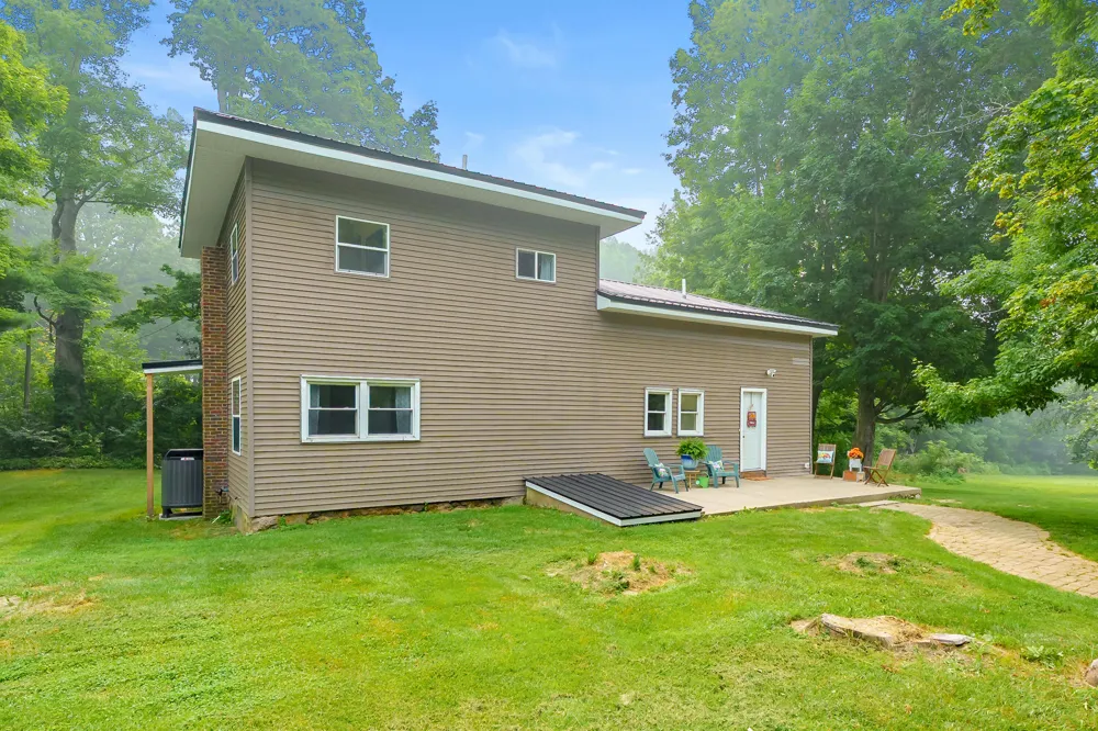 68228 County Road 215 Lawrence, MI 49064