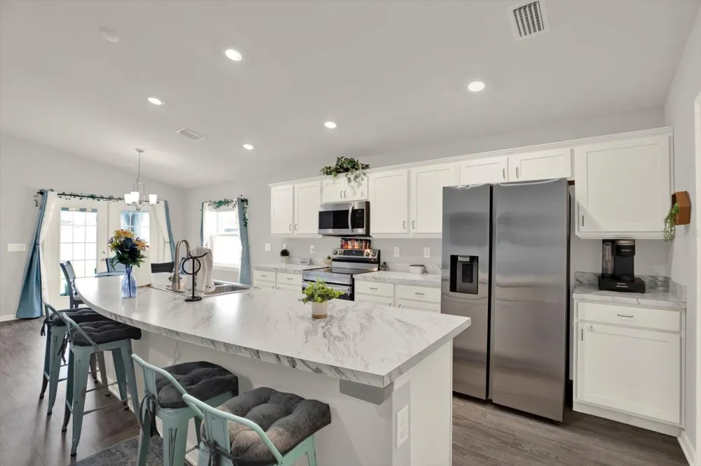 117 EAGLE SUMMIT DRIVE Ruskin, FL 33570