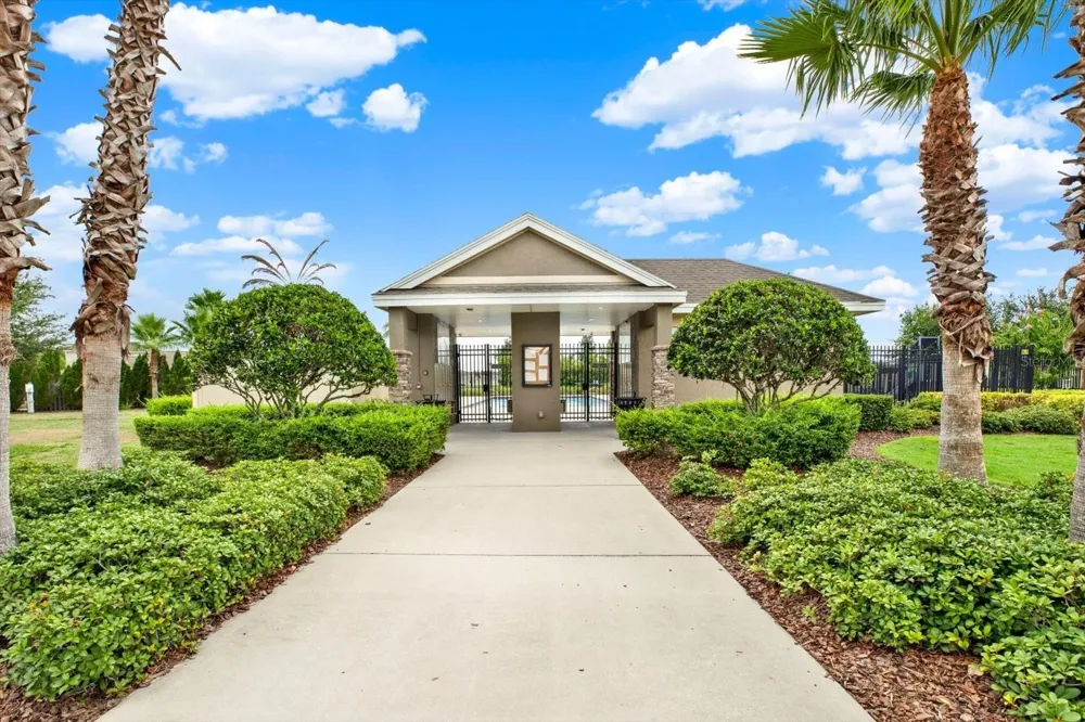 117 EAGLE SUMMIT DRIVE Ruskin, FL 33570