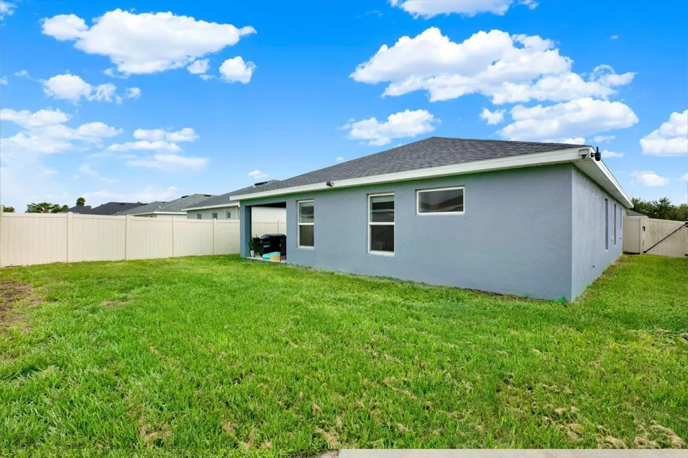 117 EAGLE SUMMIT DRIVE Ruskin, FL 33570