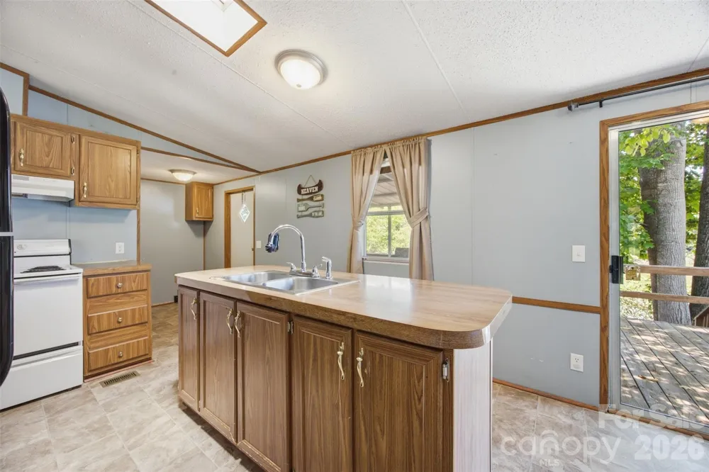 146 Mcintyre Road Cherryville, NC 28021