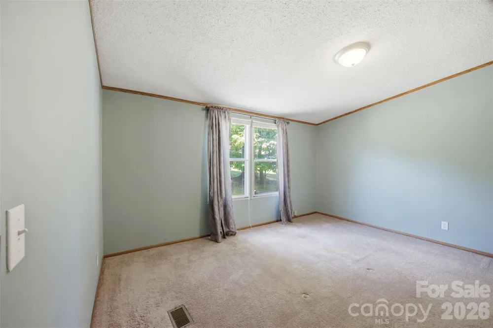 146 Mcintyre Road Cherryville, NC 28021