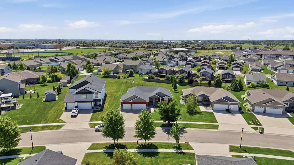 3779 Bell Boulevard E West Fargo, ND 58078