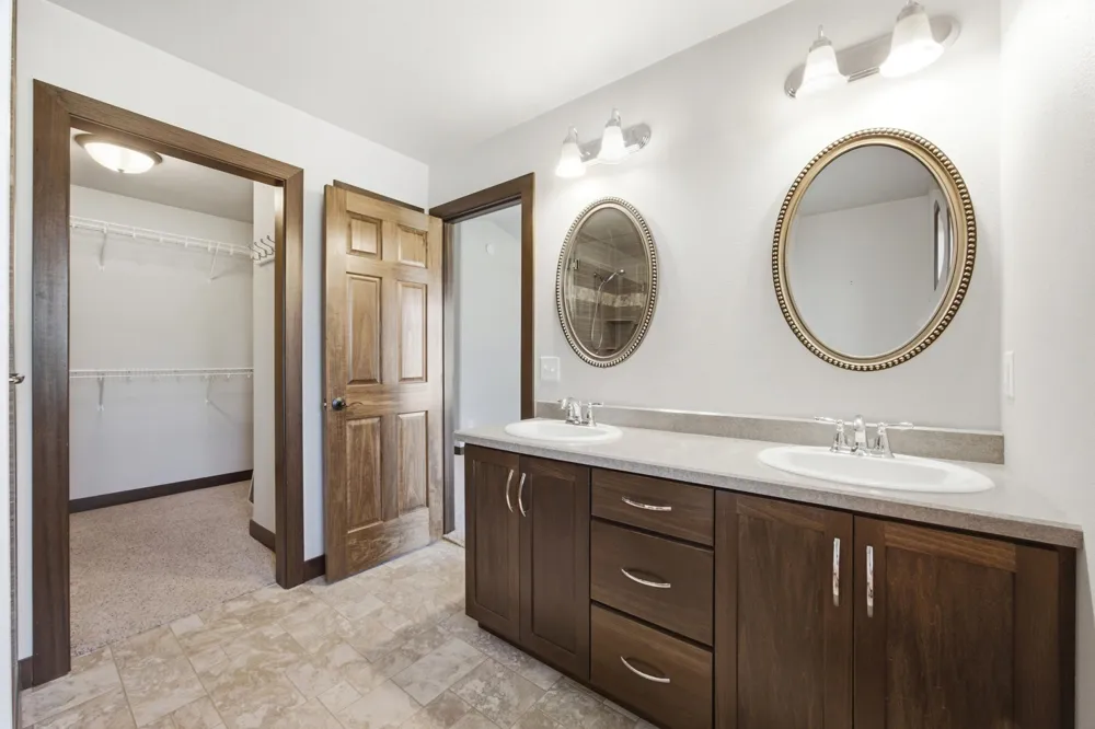 3779 Bell Boulevard E West Fargo, ND 58078
