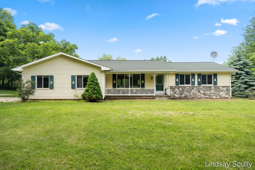 1525 104th Street SW Byron Center, MI 49315