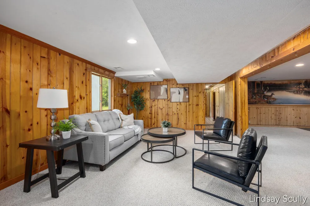 1525 104th Street SW Byron Center, MI 49315