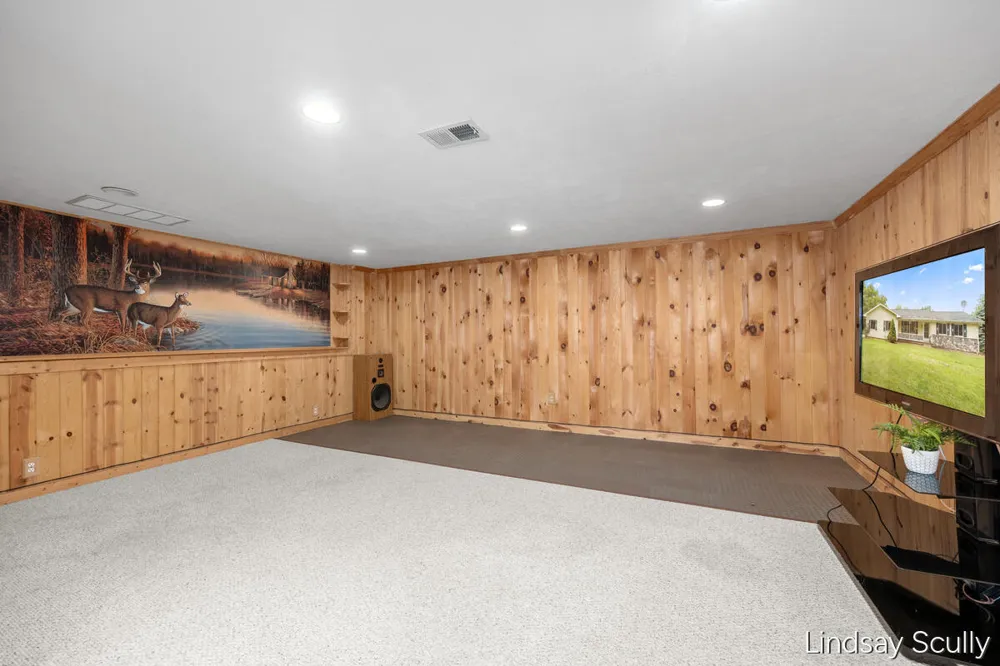 1525 104th Street SW Byron Center, MI 49315