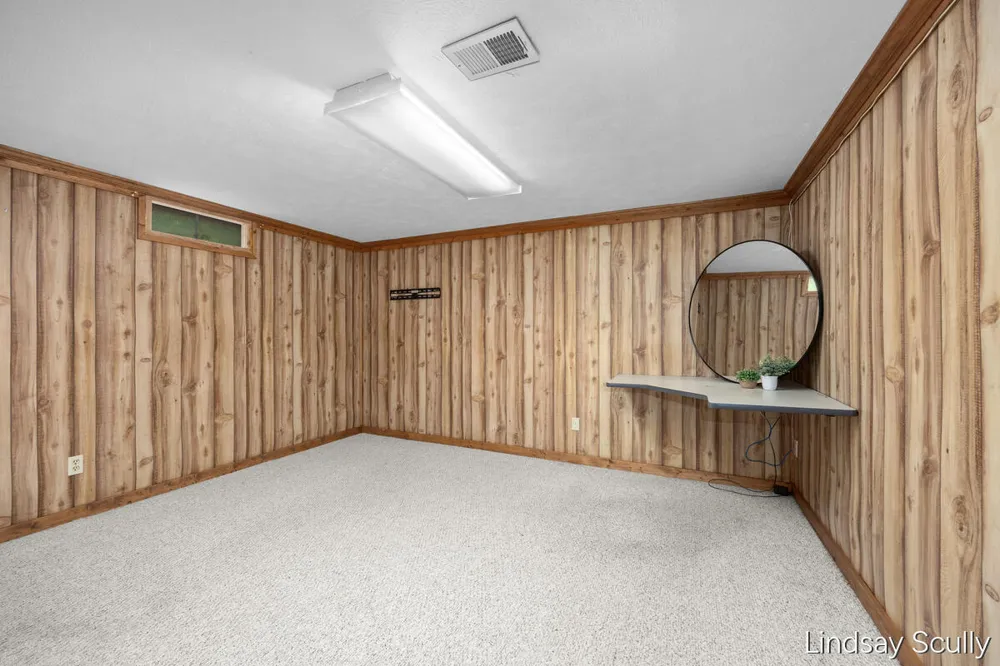 1525 104th Street SW Byron Center, MI 49315
