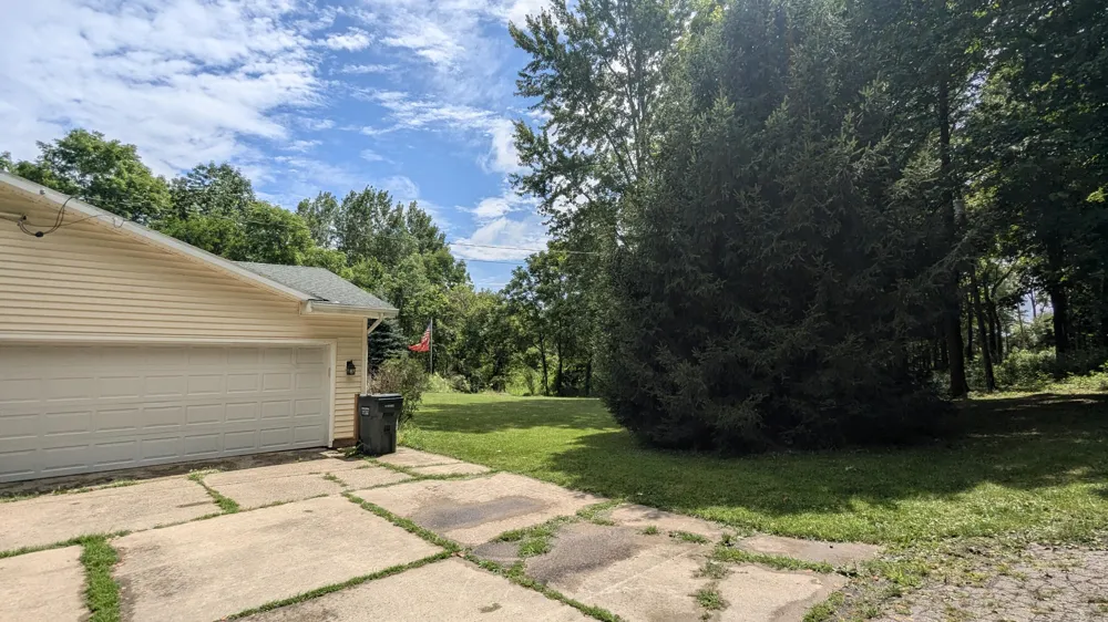 1525 104th Street SW Byron Center, MI 49315