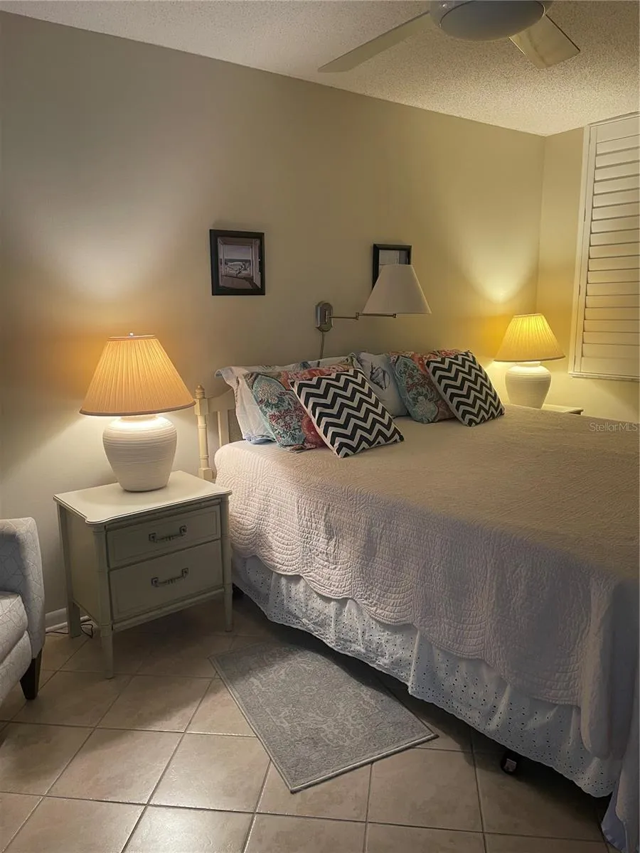 6104 PALMA DEL MAR BOULEVARD S #304 St Petersburg, FL 33715