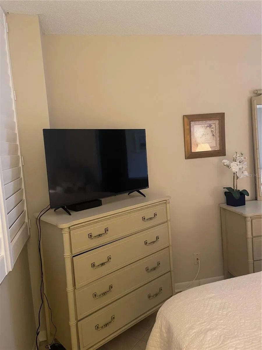 6104 PALMA DEL MAR BOULEVARD S #304 St Petersburg, FL 33715