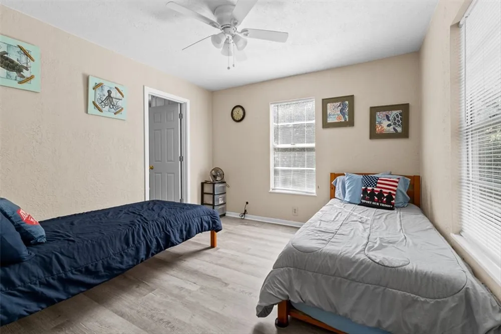 245 Griffith Drive Rockport, TX 78382