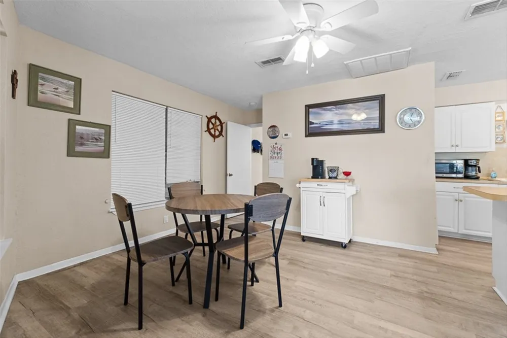 245 Griffith Drive Rockport, TX 78382