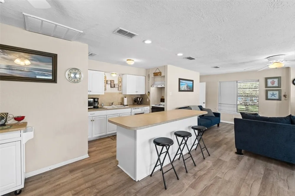 245 Griffith Drive Rockport, TX 78382
