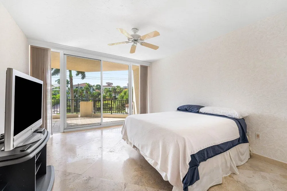 800 Ocean Drive #204 Juno Beach, FL 33408