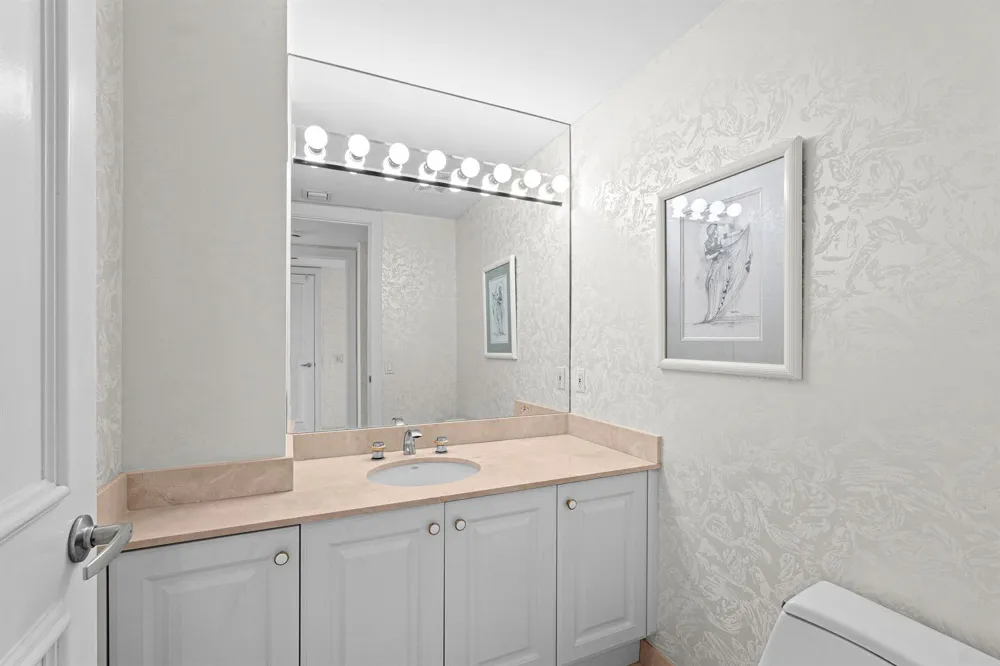 800 Ocean Drive #204 Juno Beach, FL 33408