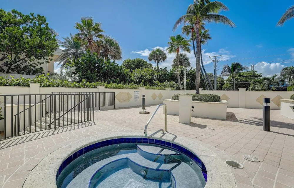 800 Ocean Drive #204 Juno Beach, FL 33408