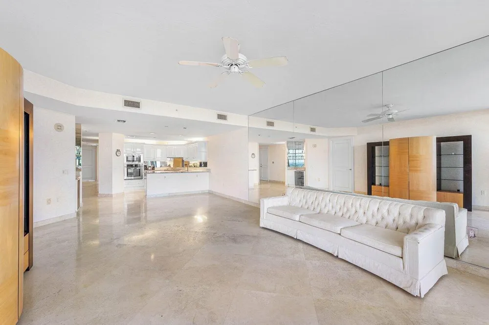 800 Ocean Drive #204 Juno Beach, FL 33408
