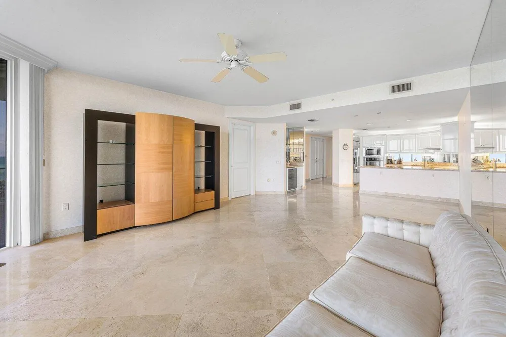 800 Ocean Drive #204 Juno Beach, FL 33408