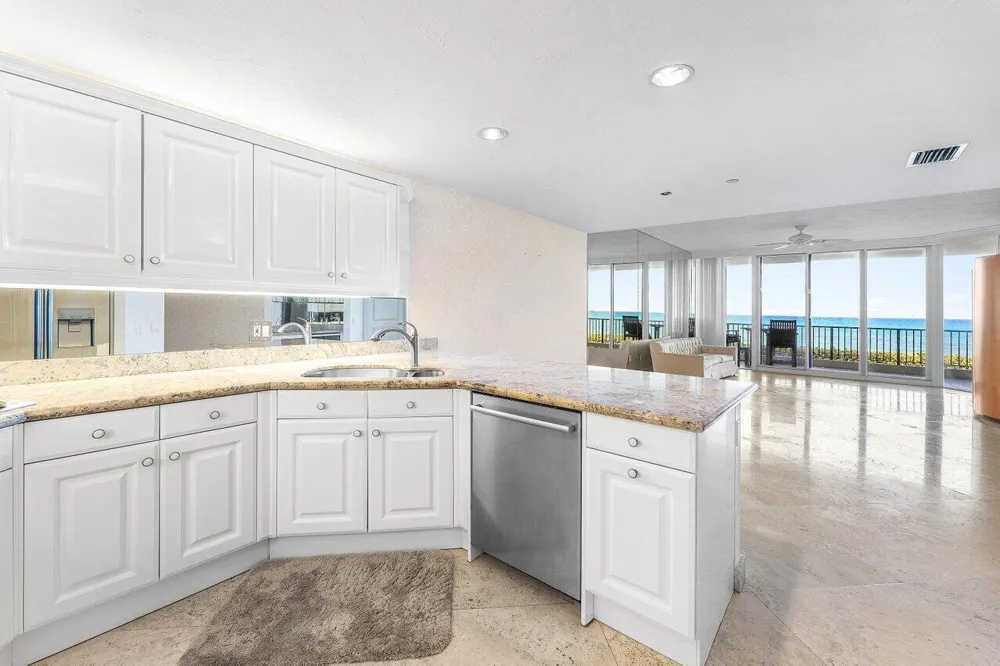 800 Ocean Drive #204 Juno Beach, FL 33408