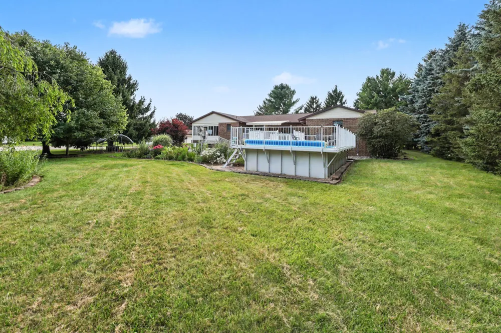 7373 Dell Road Saline, MI 48176