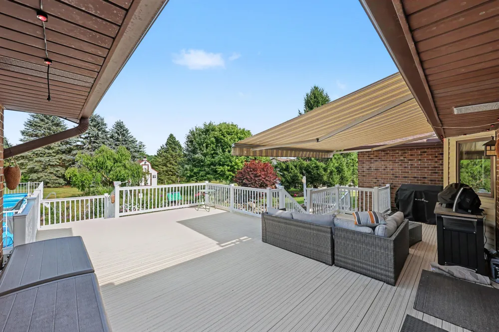 7373 Dell Road Saline, MI 48176