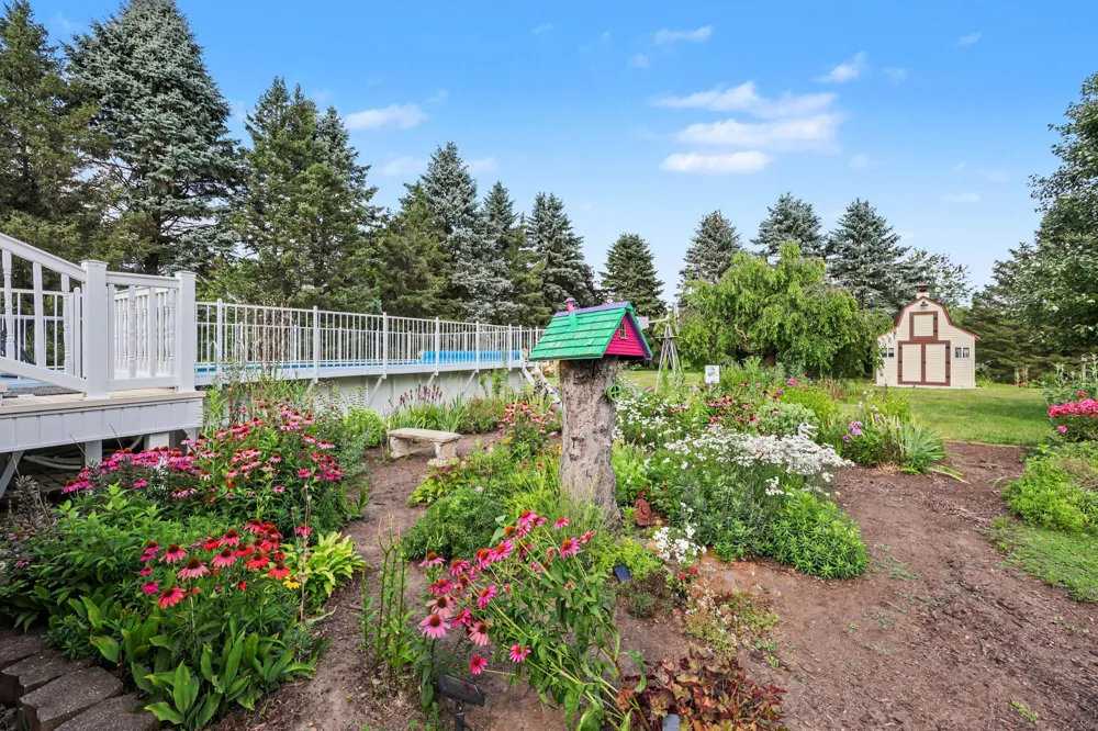 7373 Dell Road Saline, MI 48176