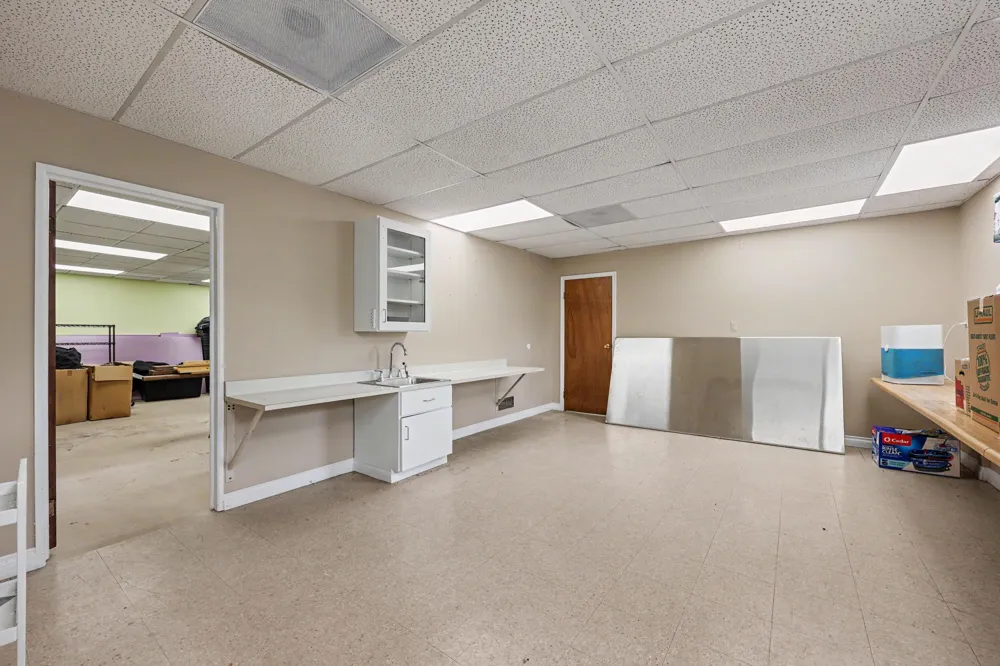 7373 Dell Road Saline, MI 48176