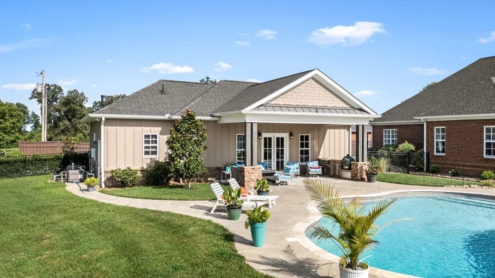 1712 Ledford Mill Rd Normandy, TN 37360