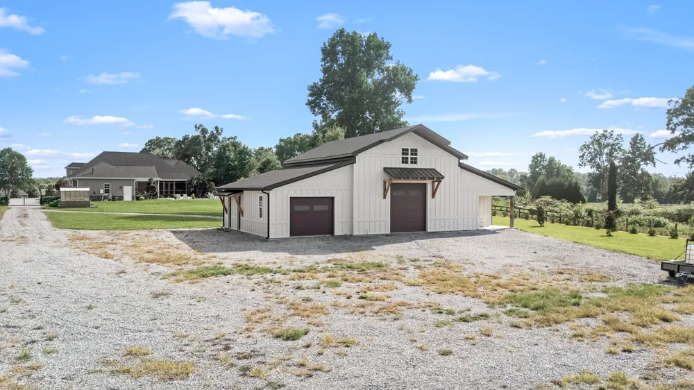 1712 Ledford Mill Rd Normandy, TN 37360