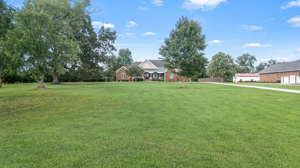 1712 Ledford Mill Rd Normandy, TN 37360