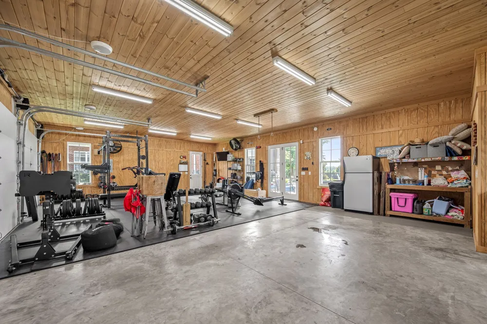 1712 Ledford Mill Rd Normandy, TN 37360