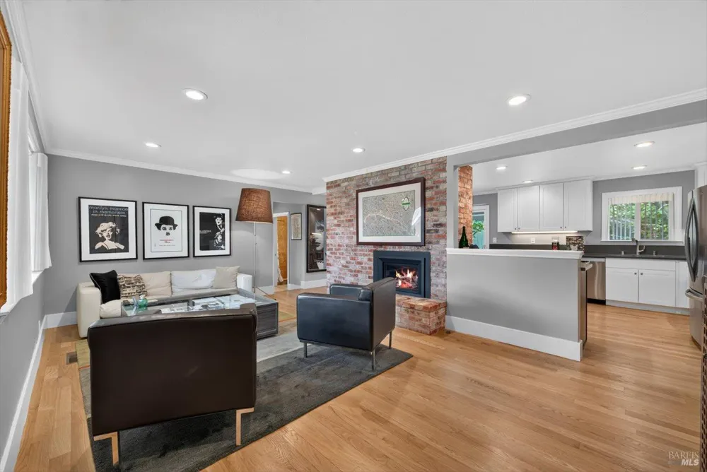 1703 Crinella Drive St. Helena, CA 94574