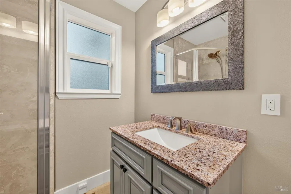 1703 Crinella Drive St. Helena, CA 94574