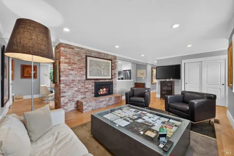 1703 Crinella Drive