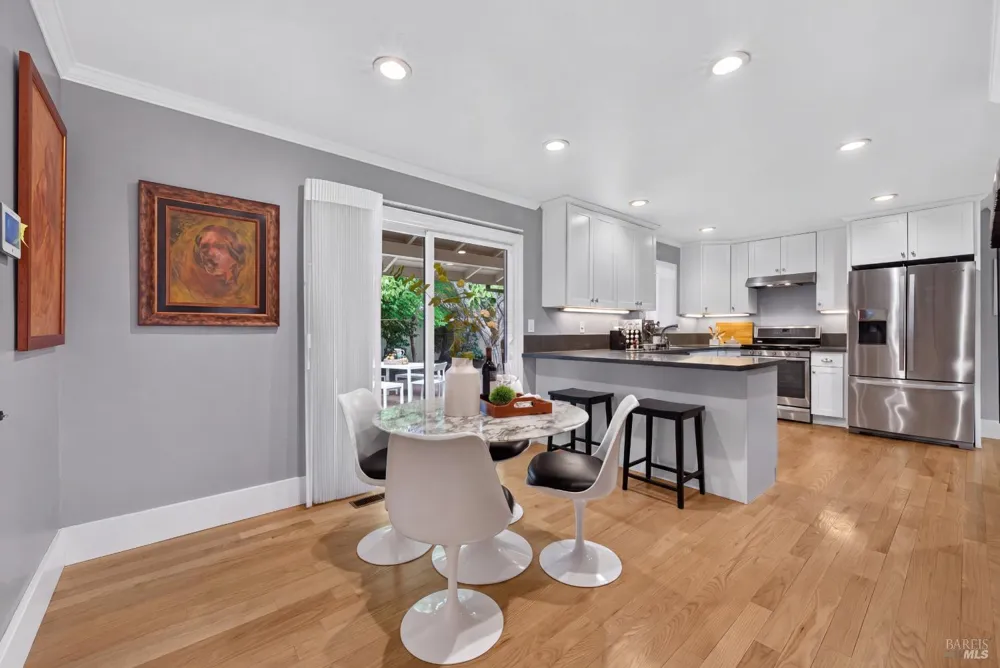 1703 Crinella Drive St. Helena, CA 94574