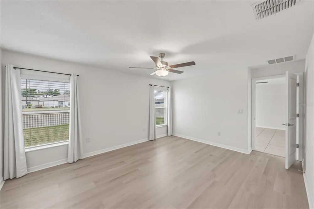 4334 TROTTERS WAY Lakeland, FL 33801