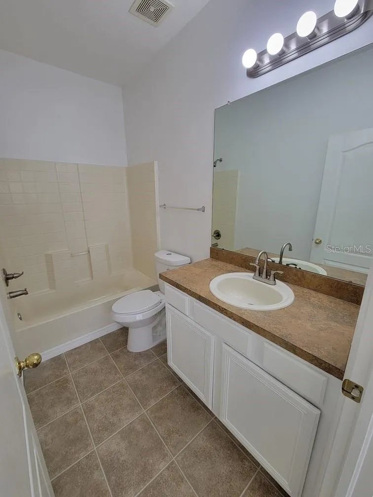 16414 SWAN VIEW CIRCLE #16414 Odessa, FL 33556