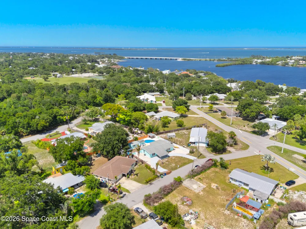 3730 Maple Street Sebastian, FL 32976