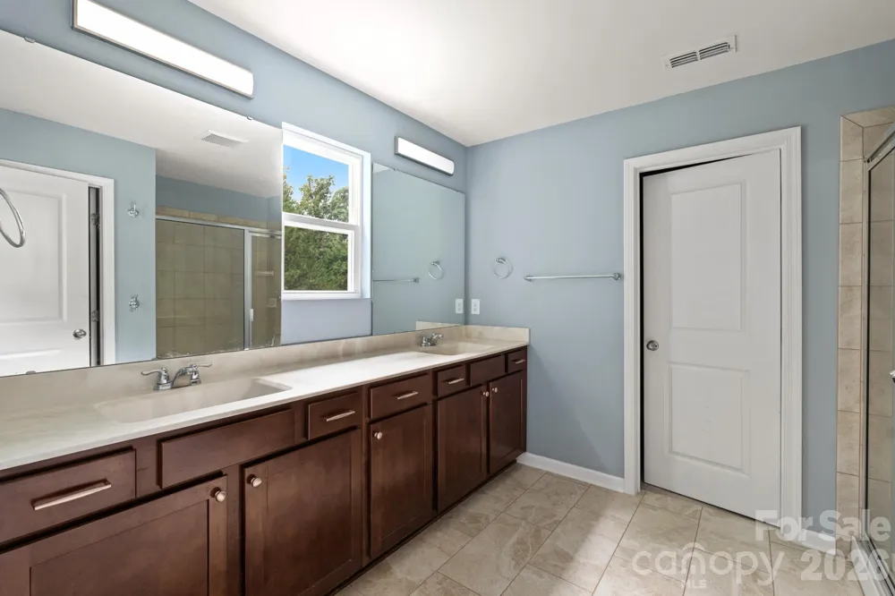 3964 White Kestrel Drive Raleigh, NC 27616