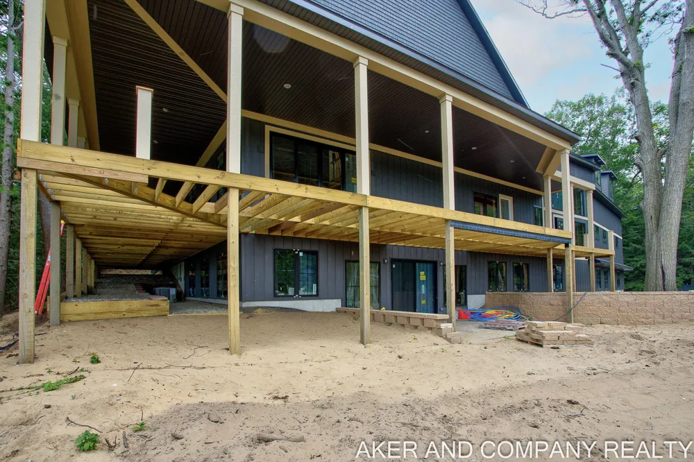 16655 Ten Hagen Drive West Olive, MI 49460