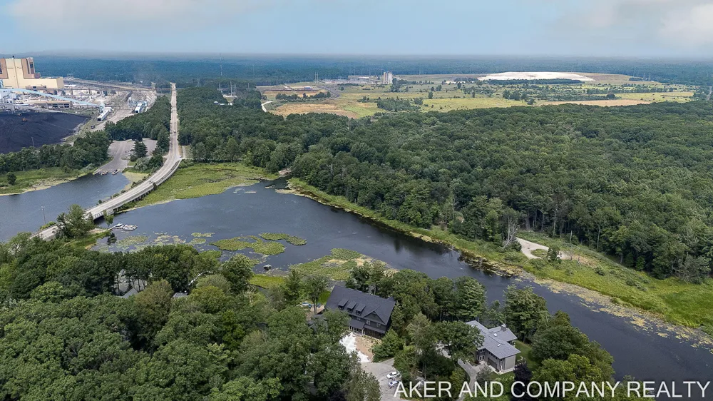 16655 Ten Hagen Drive West Olive, MI 49460