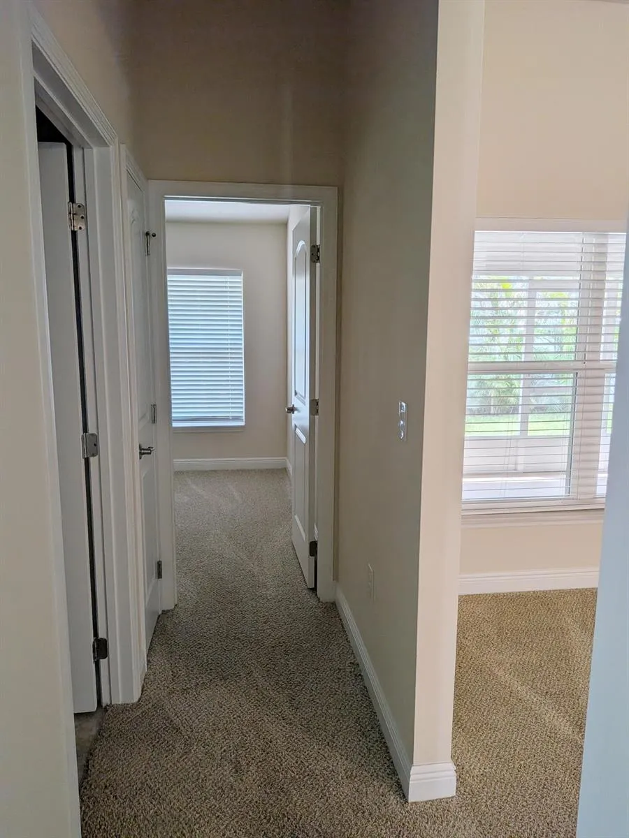 261 MIDVALE TERRACE Sebastian, FL 32958