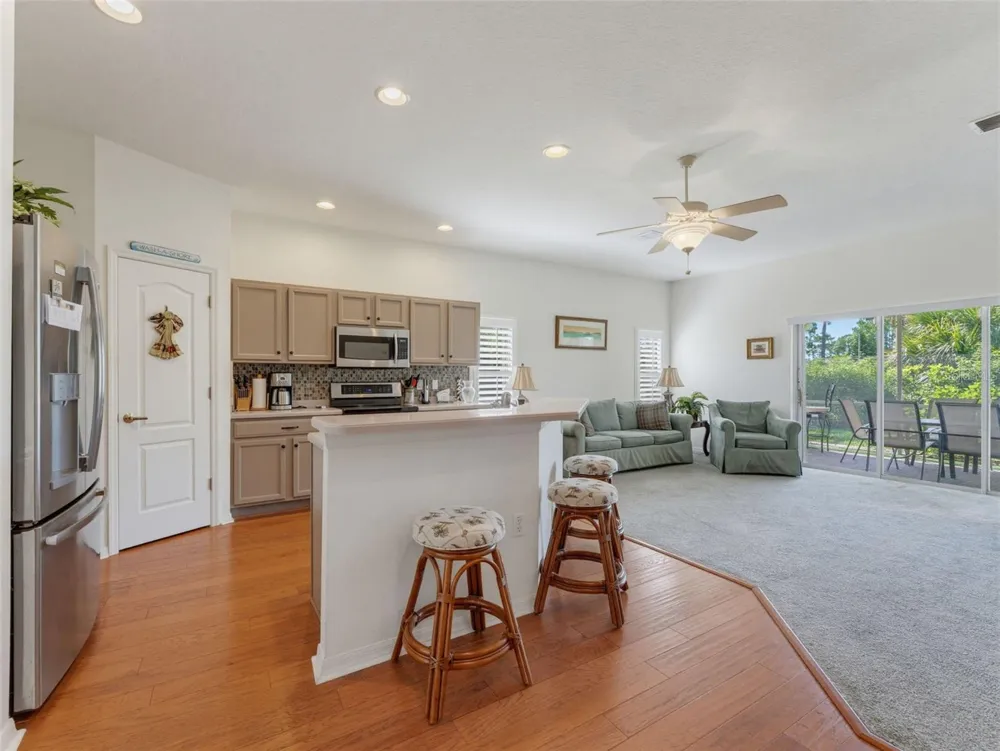 2542 SANDY HILL COURT Holiday, FL 34691