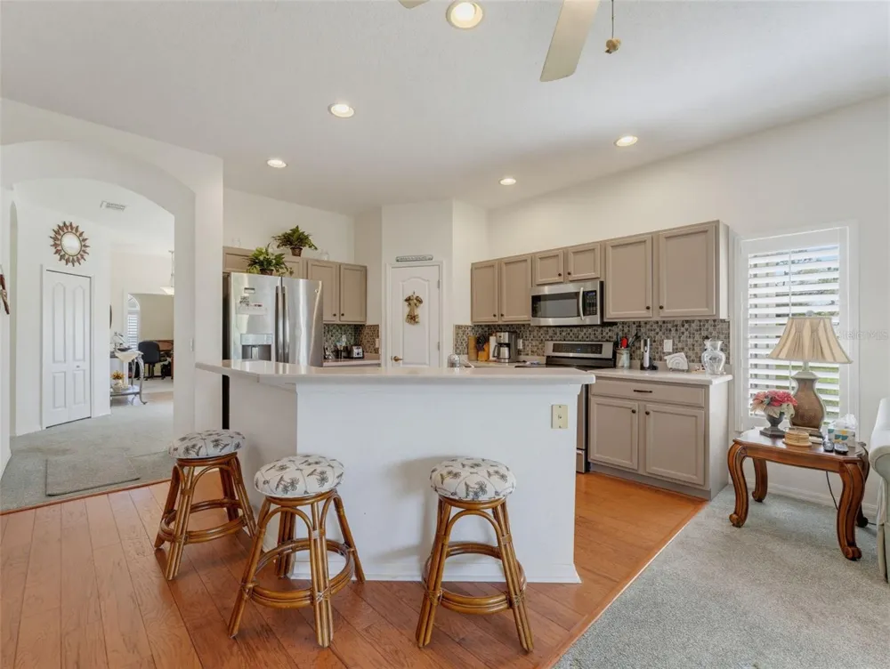 2542 SANDY HILL COURT Holiday, FL 34691