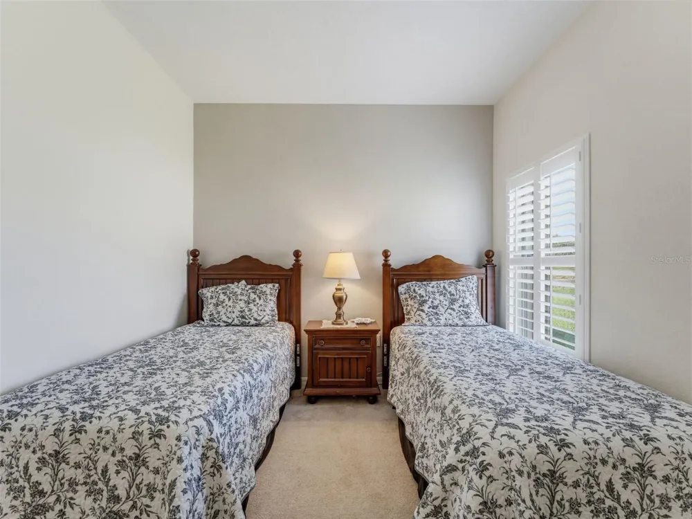 2542 SANDY HILL COURT Holiday, FL 34691