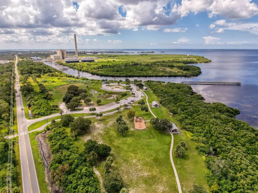 2542 SANDY HILL COURT Holiday, FL 34691