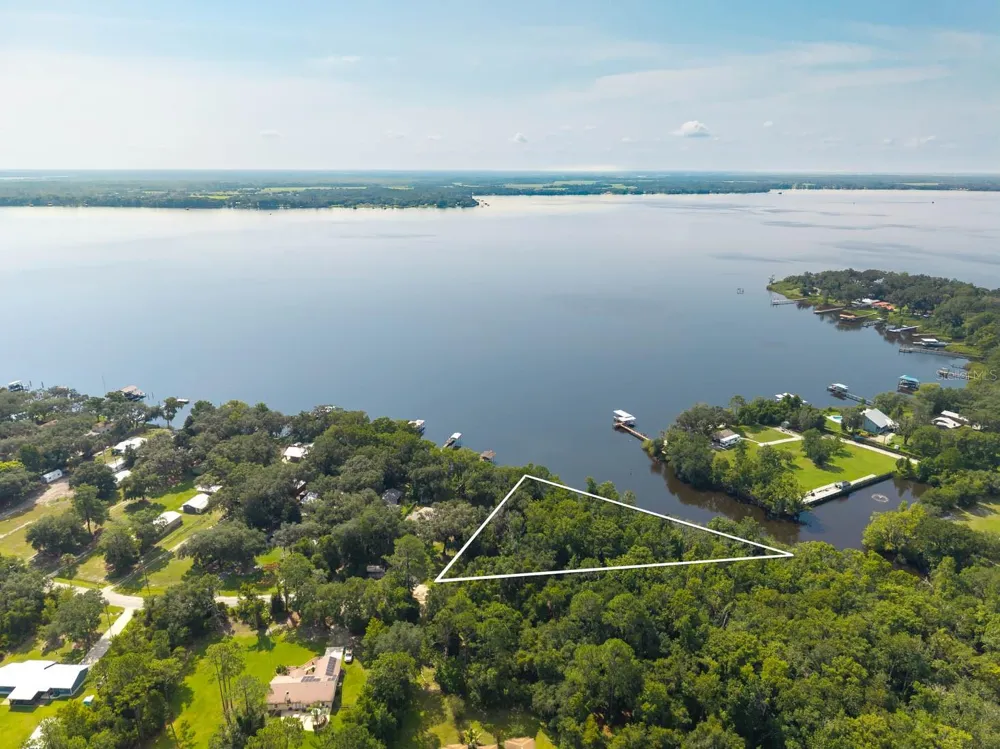 102 CEDAR CREEK ROAD Palatka, FL 32177