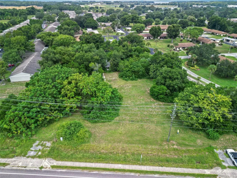 30035 STATE ROAD 19 Tavares, FL 32778