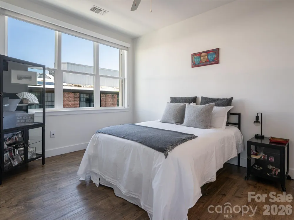 55 S Market Street #515 Asheville, NC 28801